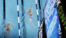 Олимпийският шампион Лохте се издъни на 400 метра съчетано