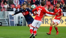 Разкриха защо Хамес празнува с показалец на слепоочието + СНИМКА