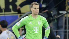 Нойер изравни уникален рекорд в Бундеслигата