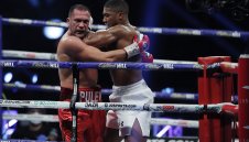 Как голямо име в бокса намеси Кобрата за битка Фюри - Джошуа?