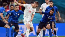 Барса, Юнайтед и Байерн в битка за испанска звезда