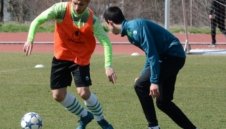 Черно море уреди контрола с Черноморец по време на паузата