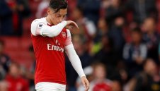 Нюкасъл - Арсенал