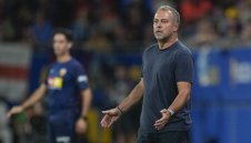 Флик гъделичка "свраките" преди зрелището днес