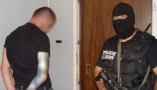 Бивш левскар и треньор зад решетките заради черно тото