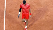 Болка мъчи Джокович