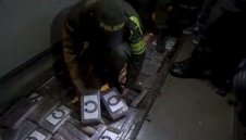 Спипаха два автобуса с кокаин и колумбийски фенове