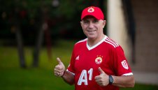 Стоичков надъхва ЦСКА