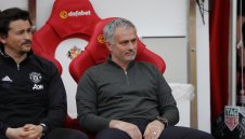 Моуриньо иска 200 млн. за летни трансфери