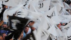 Феновете на Юве към Конте: Милан е професионален избор, Интер е предателство