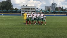 Дузпи спряха младежите на България от престижен финал 