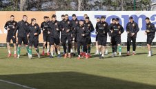 Дерменджиев е готов с повиквателните за Унгария, но чака УЕФА