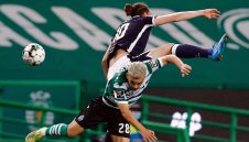 Божидар Краев игра 5 минути срещу Спортинг Лисабон