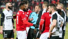 Вирус тръшнал четирима от ЦСКА