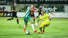 Берое няма треньор, но има думата на Камбуров