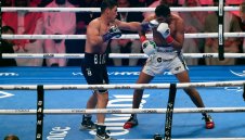 Няма да е изненада, ако Бивол нокаутира Бетербиев