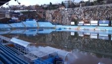 Стадионът на бившия отбор на Гонзо се "превърна" в басейн + ВИДЕО