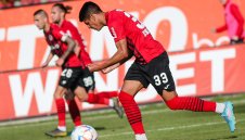 Треньорски проблем за Локо София