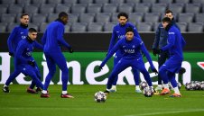 Байерн трепери от Мбапе