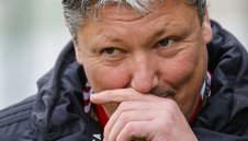 Официално: Любо Пенев го направи, стана треньор на Хебър