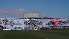 Ултраси на Левски и ЦСКА се биха, има ранени полицаи + ГАЛЕРИЯ