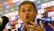 Селекционерът на Испания: Ще си сложа пиърсинг, ако спечелим трофея