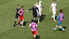 УЕФА избра съдията за финала на Евро 2016