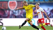 Халанд хвана моторна резачка и подкара трактор + СНИМКА