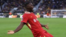 Обрат. Защитник на Ливърпул май ще остане на "Анфийлд"