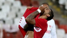 Среднякът ЦСКА е сбирщина, един човек може да оправи "червените"