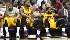 Кливланд продължава със загубите