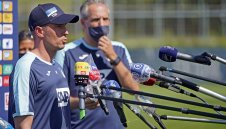 "Хьонес срещу Хьонес" в неделя