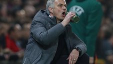 Жозе към Подкупния Сам: Бъдете нежни с нас!