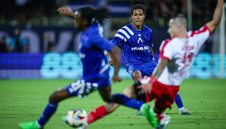 Задава се трансферна битка за ас на Левски 