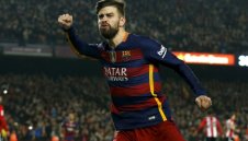 Жерард Пике отряза Ман Сити и Гуардиола, остава в Барса