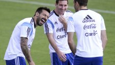 ПРОГНОЗА: Холандия - Аржентина