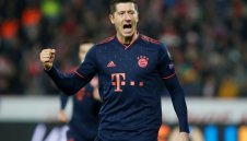 Меси, Роналдо, Герд Мюлер? Левандовски ще строши и техните рекорди