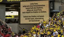 Опасност от атентат блокира десетки хиляди на мач в Германия