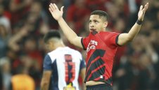 Сравняван с Феномена: Барса договори бразилско чудо