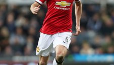 Джони Евънс пред шокиращ трансфер в Арсенал