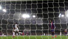 Шеф на Барса: Не бяхме зле, победата на Реал не е заслужена