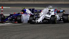 Наказаха Сайнц за катастрофата със Стол