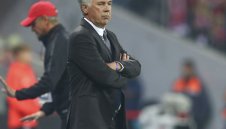 Анчелоти се мъчи срещу бандата на Чоло