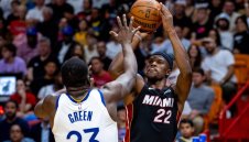 Трипъл-дабъл на Стеф не стигна, Голдън Стейт с нова загуба