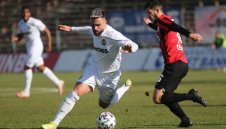 Славия се раздели с двама играчи