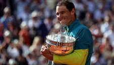 Първи мач на трева от 2019-а година и Рафа Надал отново мачка