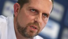 Новият шеф на Левски: Не съм адвокат на Пеевски 