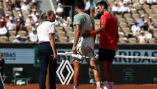 Джокович е на финал на Ролан Гарос, контузия спъна Алкарас