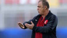 Побойникът Терим вече не е селекционер на Турция