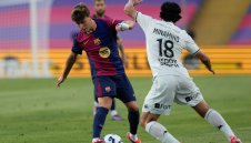 Възраждане? Барса на Флик яде първи голям пердах 